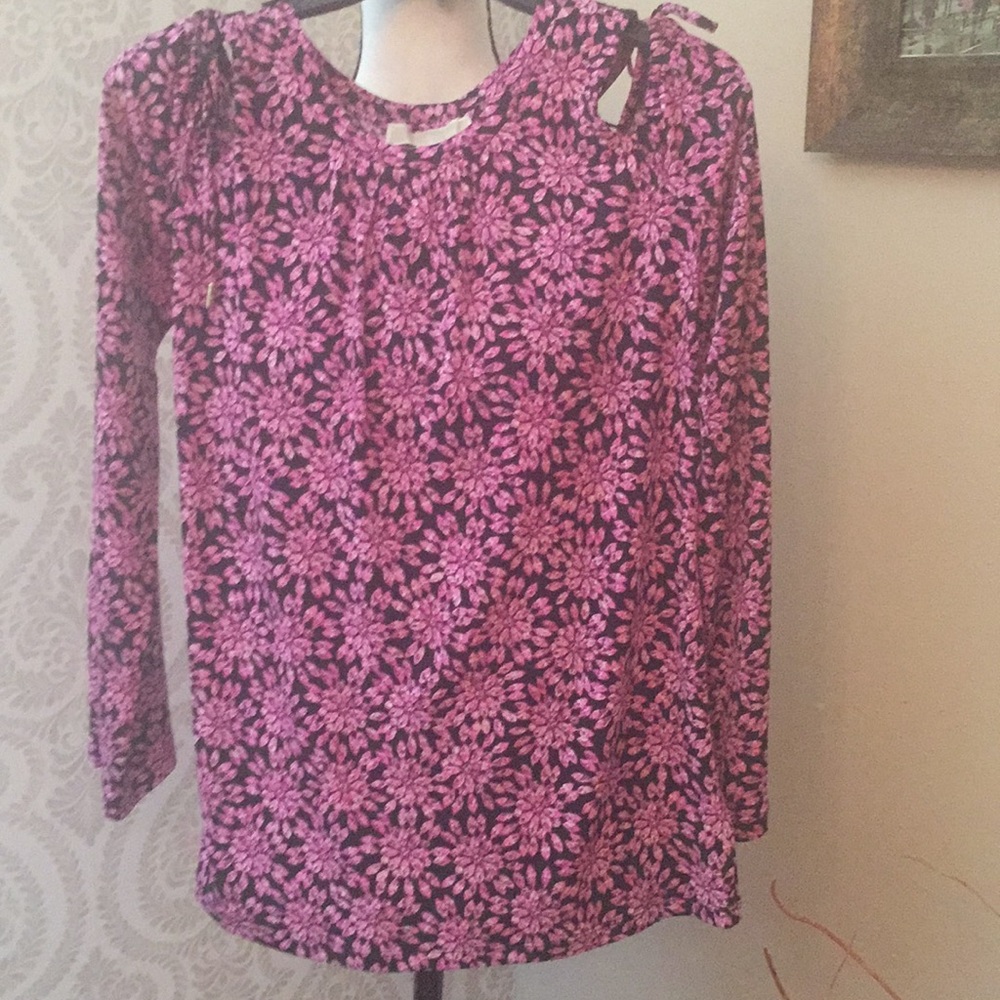 Michael Kors cold shoulder shirt size small